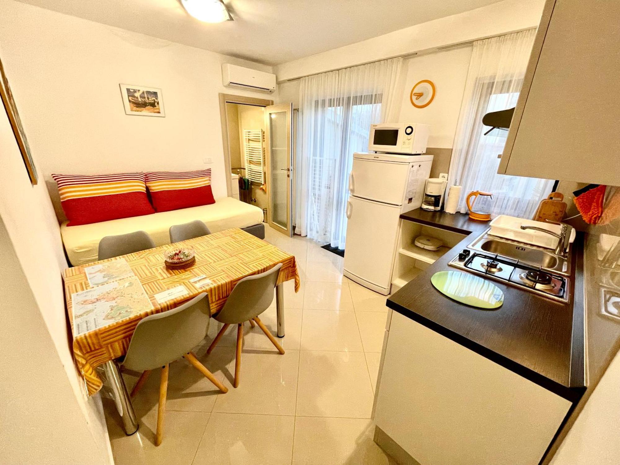 Studio Villa Mattossi Ровин Екстериор снимка